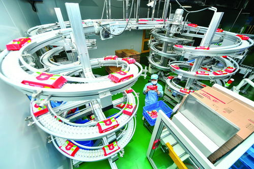 浙江企业全力以赴赶制防疫用品 以先进技术助力疫情防控